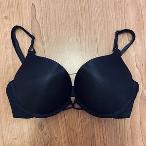 Victoria’s Secret Miraculous Plunge Bra